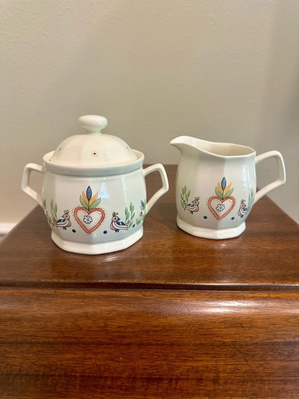 American Scenic by Raintree Cream & Sugar 2pc set